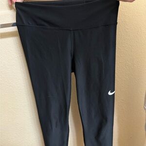 Nike Black High-Waisted Leggings